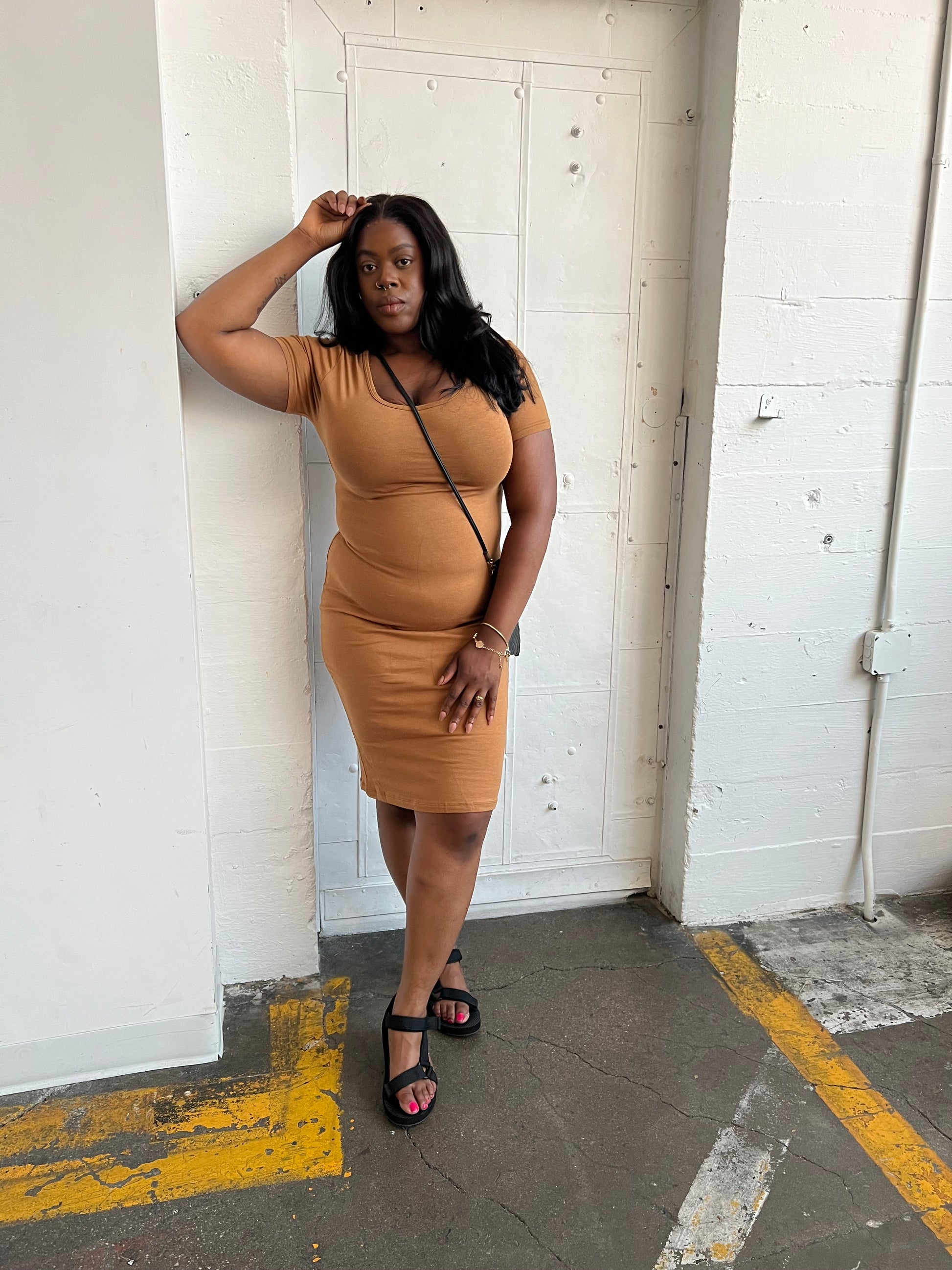 Short sleeve midi dress plus size